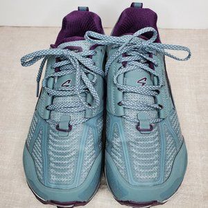Altra Lone Peak 4